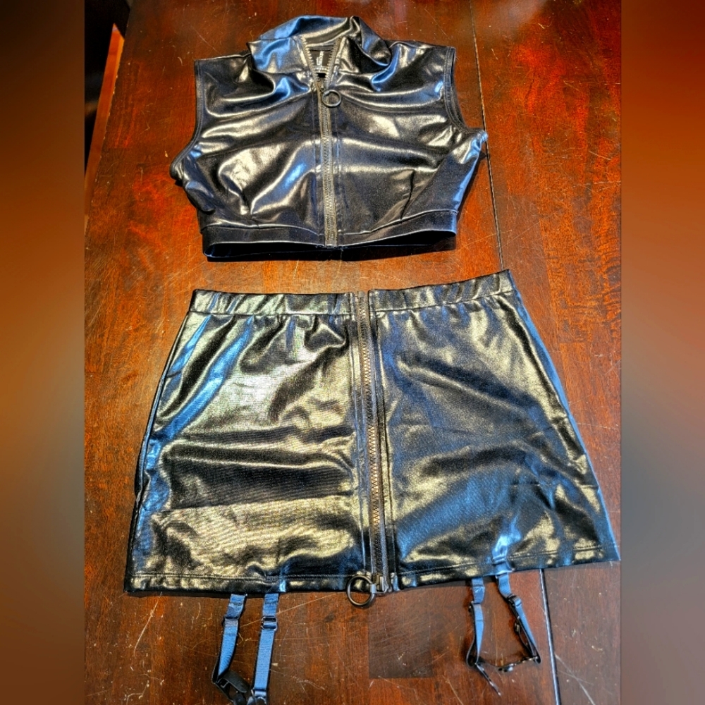 Lovehoney 2pc FIERCE Wet-Look Set